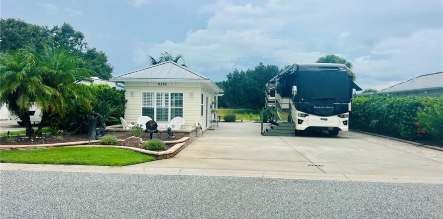 Land in Webster, Florida № 1900565