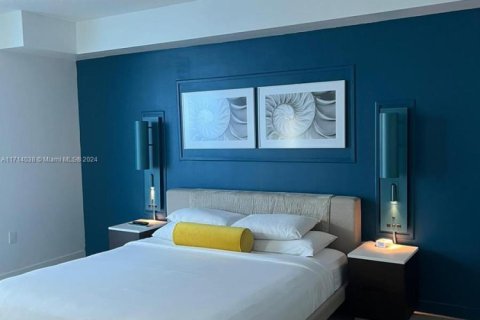 Condominio en venta en Sunny Isles Beach, Florida, 1 dormitorio, 62.43 m2 № 1861479 - foto 8