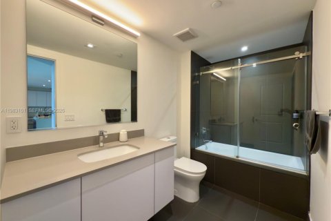 Снять в аренду кондоминиум в Майами, Флорида 2 спальни, 81.75м2, № 2048530 - фото 10