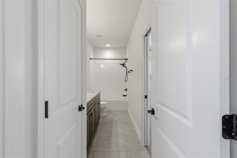 Villa ou maison à vendre à Wesley Chapel, Floride: 5 chambres, 292.74 m2 № 2093184 - photo 27