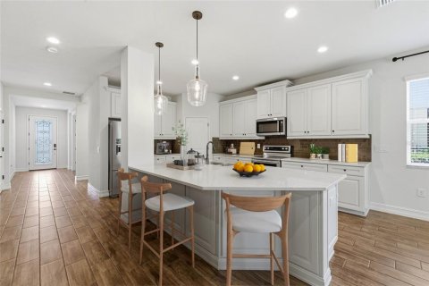 Villa ou maison à vendre à Wesley Chapel, Floride: 5 chambres, 292.74 m2 № 2093184 - photo 8