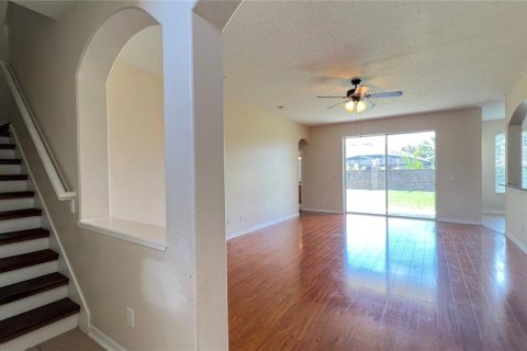 House in Winter Garden, Florida 5 bedrooms, 321.63 sq.m. № 2199158 - photo 10