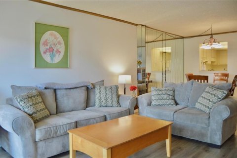 Condo in Clearwater, Florida, 2 bedrooms  № 1798226 - photo 3