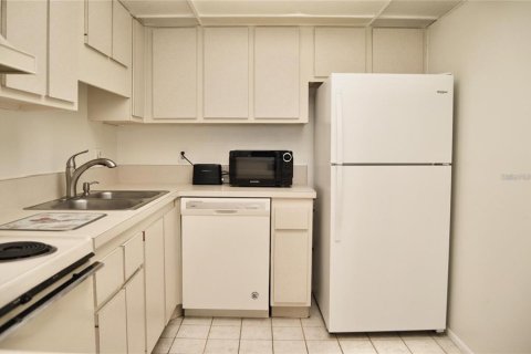 Condo in Clearwater, Florida, 2 bedrooms  № 1798226 - photo 4