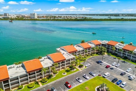 Condo in Clearwater, Florida, 2 bedrooms № 2349941 - photo 27