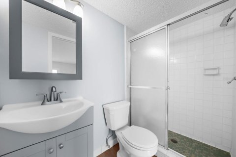 Condo in Clearwater, Florida, 2 bedrooms № 2349941 - photo 12