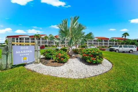 Condo in Clearwater, Florida, 2 bedrooms № 2349941 - photo 28