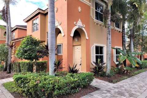 Condo in Miramar, Florida, 3 bedrooms  № 2003711 - photo 22