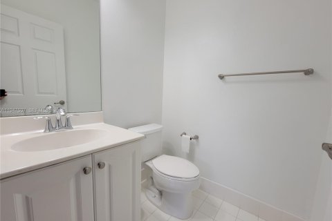 Condo in Miramar, Florida, 3 bedrooms  № 2003711 - photo 7