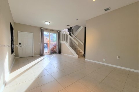 Condo in Miramar, Florida, 3 bedrooms  № 2003711 - photo 4