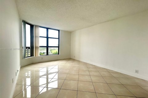 Condo in Aventura, Florida, 2 bedrooms  № 2052866 - photo 20