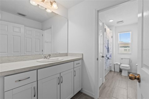Touwnhouse à vendre à Kissimmee, Floride: 3 chambres, 178.19 m2 № 2304931 - photo 17