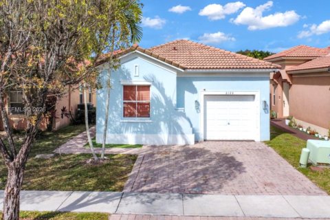 Дом в Хомстед, Флорида 3 спальни, 132.48м2 № 2024240