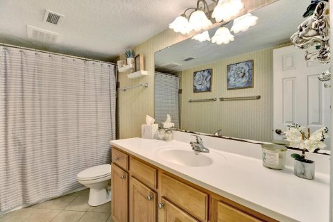 Condominio en alquiler en Gulfport, Florida, 2 dormitorios, 99.31 m2 № 1841916 - foto 15