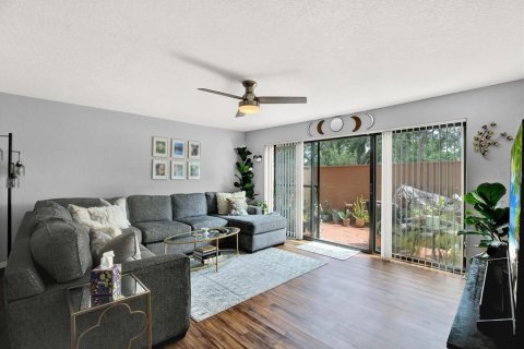Condominio en alquiler en Gulfport, Florida, 2 dormitorios, 99.31 m2 № 1841916 - foto 5