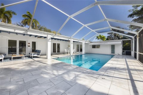 Casa en venta en Pinecrest, Florida, 3 dormitorios, 194.07 m2 № 1982576 - foto 10