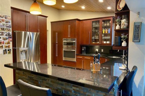 Casa en venta en Miami, Florida, 3 dormitorios, 103.12 m2 № 1953914 - foto 9