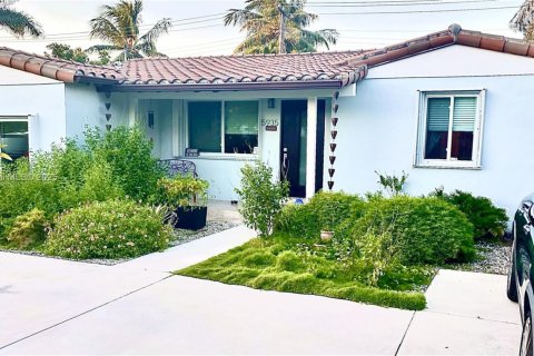 Casa en venta en Miami, Florida, 3 dormitorios, 103.12 m2 № 1953914 - foto 3