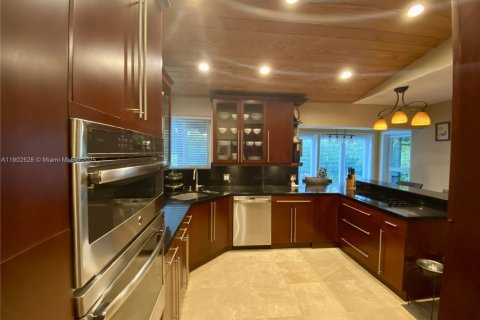 Casa en venta en Miami, Florida, 3 dormitorios, 103.12 m2 № 1953914 - foto 10
