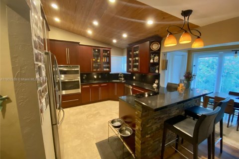 Casa en venta en Miami, Florida, 3 dormitorios, 103.12 m2 № 1953914 - foto 4