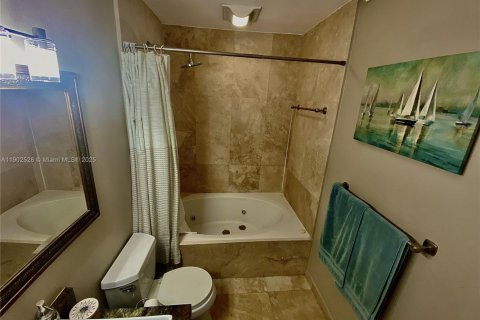 Casa en venta en Miami, Florida, 3 dormitorios, 103.12 m2 № 1953914 - foto 25