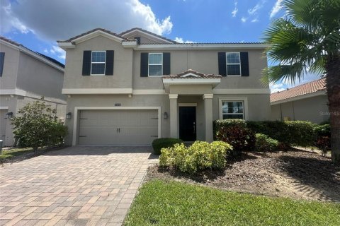 House in Davenport, Florida 4 bedrooms, 246.66 sq.m. № 1914997 - photo 1