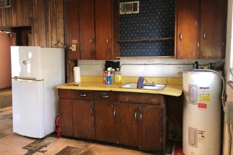 Propiedad comercial en venta en Sanford, Florida, 75.72 m2 № 1620457 - foto 4