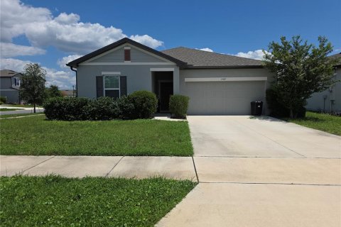 House in Sanford, Florida 4 bedrooms, 179.49 sq.m. № 2237655