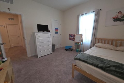 House in Sanford, Florida 4 bedrooms, 179.49 sq.m. № 2237655 - photo 29