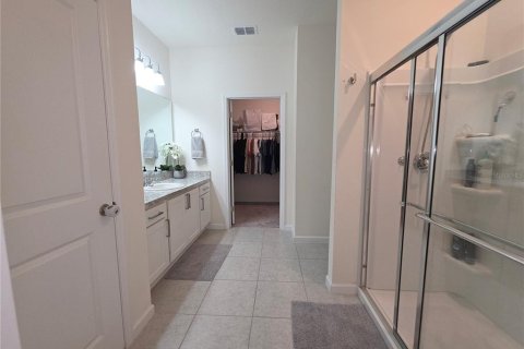 House in Sanford, Florida 4 bedrooms, 179.49 sq.m. № 2237655 - photo 21