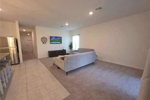 House in Sanford, Florida 4 bedrooms, 179.49 sq.m. № 2237655 - photo 28