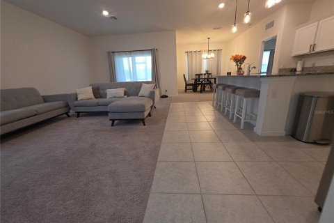 House in Sanford, Florida 4 bedrooms, 179.49 sq.m. № 2237655 - photo 25