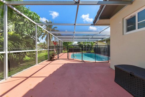 Villa ou maison à vendre à Coral Springs, Floride: 3 chambres, 147.34 m2 № 2082460 - photo 19