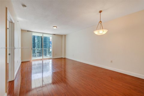 Copropriété à louer à Miami, Floride: 1 chambre, 77.85 m2 № 1943523 - photo 5