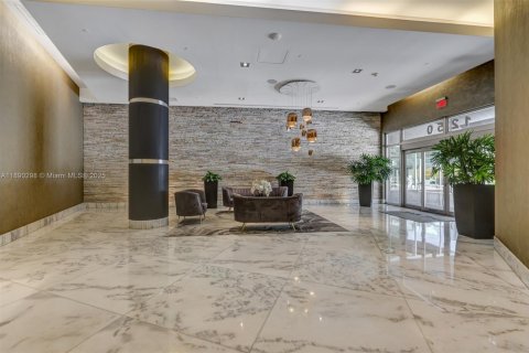 Copropriété à louer à Miami, Floride: 1 chambre, 77.85 m2 № 1943523 - photo 21