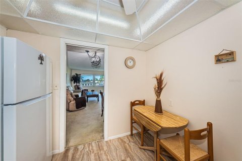 Купить кондоминиум в Сент-Питерсберг, Флорида 6 комнат, 96.62м2, № 2233665 - фото 10
