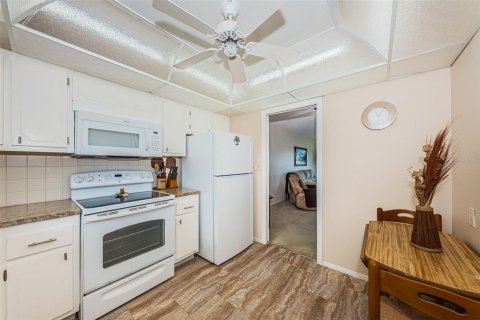 Купить кондоминиум в Сент-Питерсберг, Флорида 6 комнат, 96.62м2, № 2233665 - фото 7