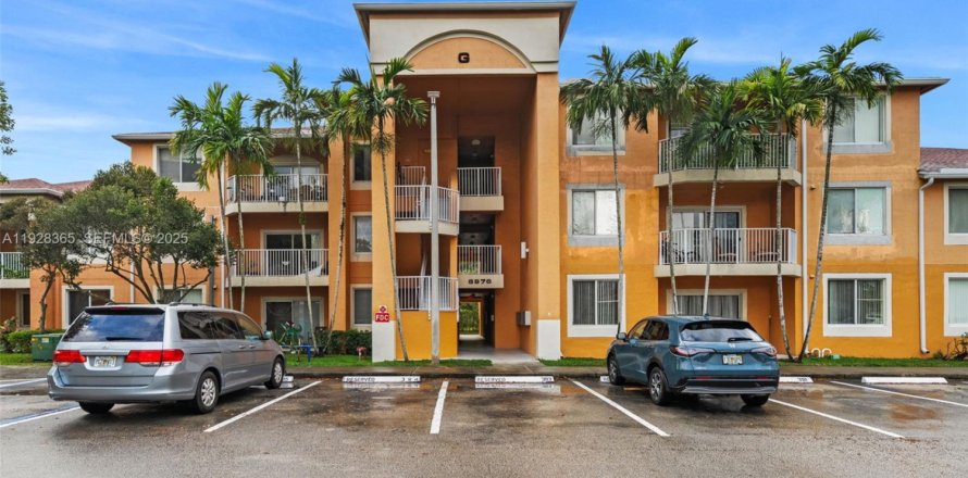 Condo à Davie, Floride, 2 chambres  № 1986807
