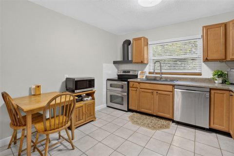 House in DeBary, Florida 2 bedrooms, 75.99 sq.m. № 2237336 - photo 11