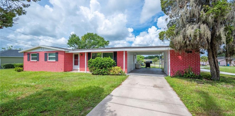 House in Mulberry, Florida 3 bedrooms, 108.88 sq.m. № 1883117