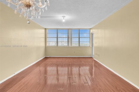 Condominio en venta en Miami, Florida, 1 dormitorio, 79.99 m2 № 1986548 - foto 21