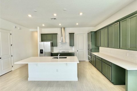 Villa ou maison à louer à Orlando, Floride: 4 chambres, 262.45 m2 № 2128353 - photo 16
