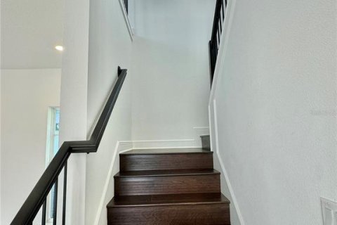 Villa ou maison à louer à Orlando, Floride: 4 chambres, 262.45 m2 № 2128353 - photo 20