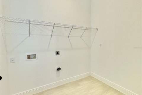 Villa ou maison à louer à Orlando, Floride: 4 chambres, 262.45 m2 № 2128353 - photo 30