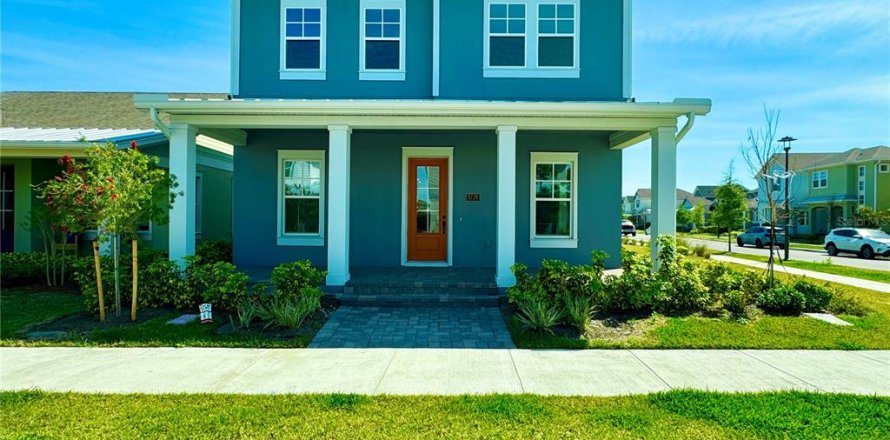 Villa ou maison à Orlando, Floride 4 chambres, 262.45 m2 № 2128353