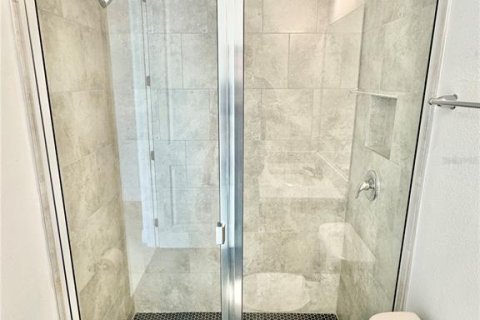 Villa ou maison à louer à Orlando, Floride: 4 chambres, 262.45 m2 № 2128353 - photo 27