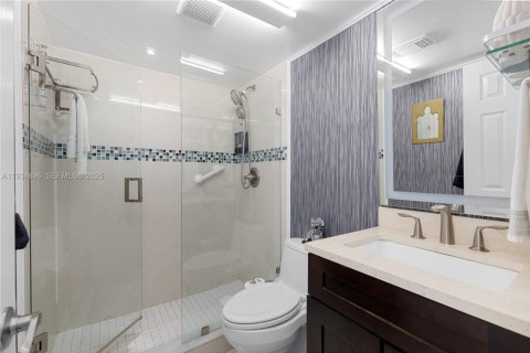 Купить кондоминиум в Авентура, Флорида 2 спальни, 99.68м2, № 1999672 - фото 23