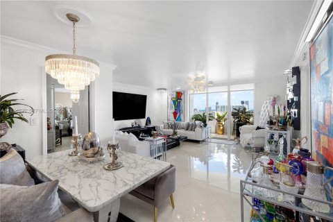 Купить кондоминиум в Авентура, Флорида 2 спальни, 99.68м2, № 1999672 - фото 4