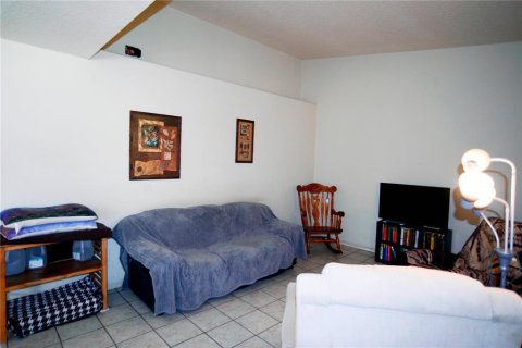 Commercial property in Palm Coast, Florida 6 bedrooms, 210.7 sq.m. № 1909651 - photo 20