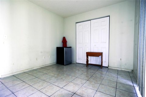 Commercial property in Palm Coast, Florida 6 bedrooms, 210.7 sq.m. № 1909651 - photo 28